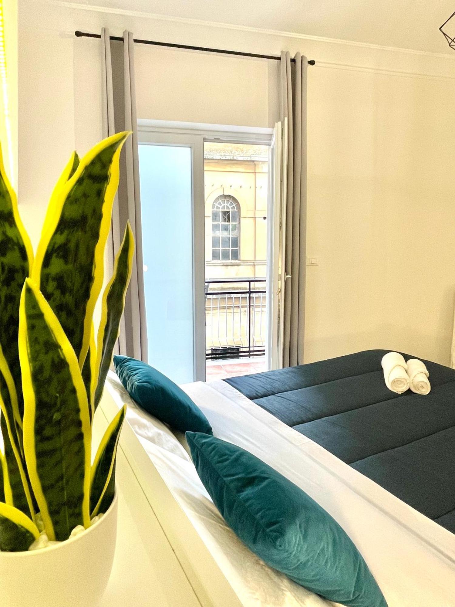 Le Porte Di Lecce Suites Zewnętrze zdjęcie